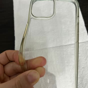 Spigen Türkiye Kılıf Sarardı Ve Yırtıldı