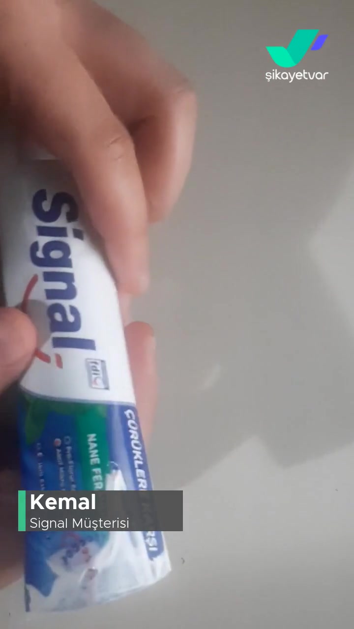 Signal Donmuş Ve Altı Kesilmiş Diş Macunu videonun kapak resmi