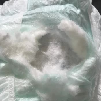 Molfix Bez İçerisinde Sert Parçalar