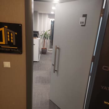 Trendyol Kuryesi Pizzayı Kendi Yedi
