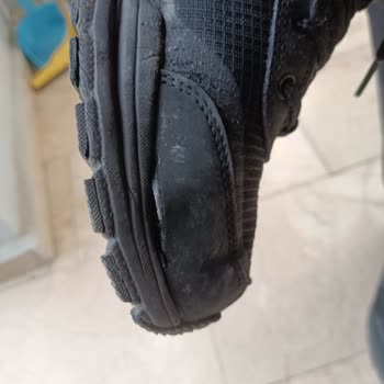 Skechers Ürün Kalitesi ( Botun Kenarları Patladı )