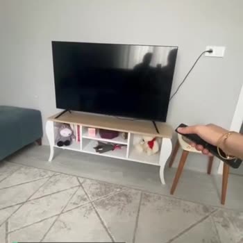 Samsung UE50TU8000 Model TV Ekranı Açılmıyor!