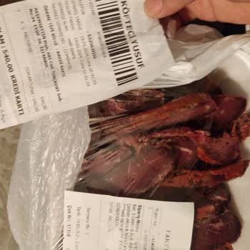 Köfteci Yusuf Parmak Kalınlığında Doğranmış Pastırma Şikayeti