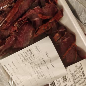 Köfteci Yusuf Parmak Kalınlığında Doğranmış Pastırma Şikayeti