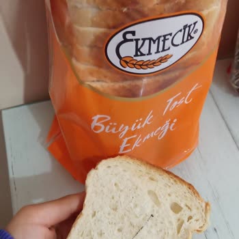 BİM Ekmekten Çıkan Paslı İğne