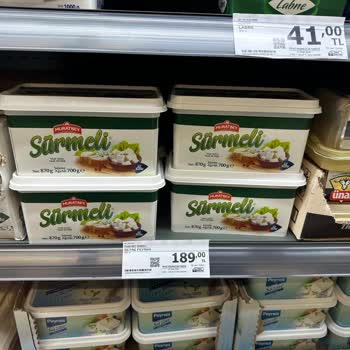 Muratbey A101 Sürmeli Peyniri 700 Gr