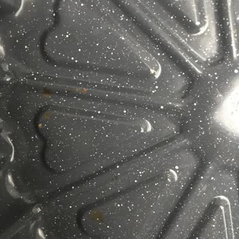 Karaca Züccaciye Fırın Tepsisi Tek Kullanımda Soyuldu