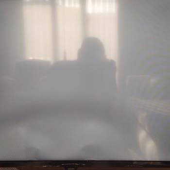 Woon 43"109 Ekran TV Işık Süzmesi