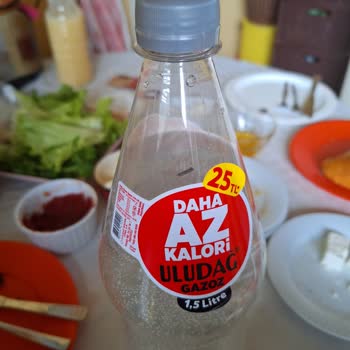 Uludağ İçecek Uludağ Gazozda Bilinmeyen Cisim.