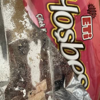 Eti Gıda Eti Hoşbeş'te Beklenmedik Siyah Madde Şoku!