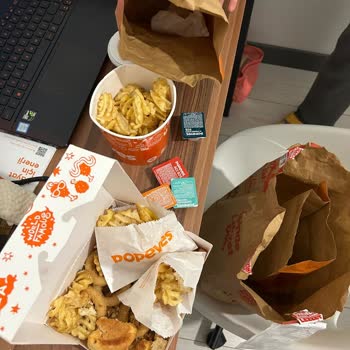 Popeyes Siparişimizi Getirmedi Ve Çözüm İçin Hiçbir Şey Yapmadı
