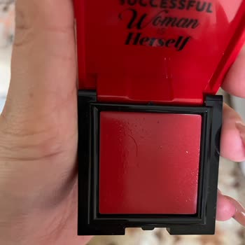 Pastel Kozmetik Pastel Krem Allık Dan Kıl Çıktı!