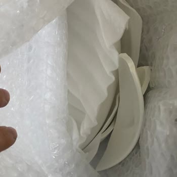 Hepsiburada Özensiz Kargo Her Şey Kırılmış