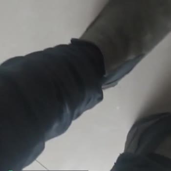 Elle Ayakkabı Mağdurum Rica Ediyorum