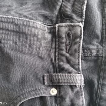 Bershka Fermuar Yanından Yırtılan Defolu Pantolon