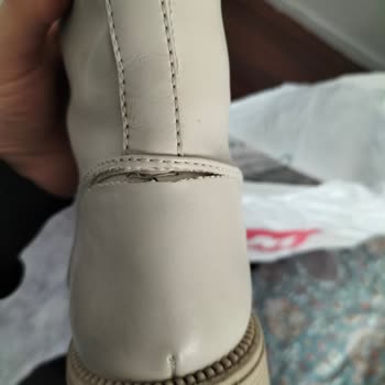 Deichmann Botun Dikiş Yerlerinin Açılması