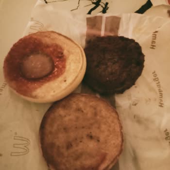 McDonald's Hayal Kırıklığına Uğratan Hamburger