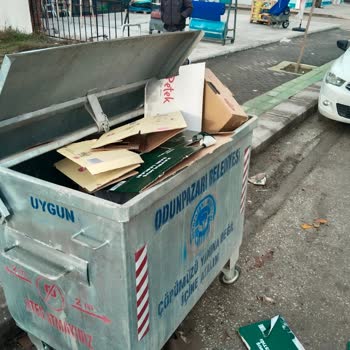 A101 Çalışanlarının Uyarılara Rağmen Çevre Kirliliği Israrı