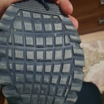 Hotiç Marka Ayakkabı Taban Yarılması