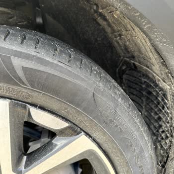 Citroen Ve Michelin Lastik Kesiği!