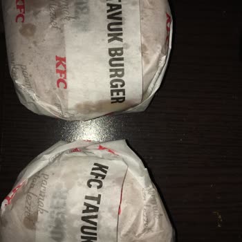 KFC Yanlış Ürün Ve İade Talebi Oluşturmama Rağmen 3 Saattir Bekliyorum