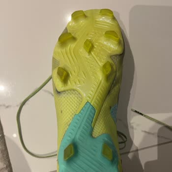 Puma Krampon Hatalı Ürün