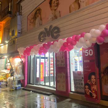 Eve Çalışanlar Kapanış Saati Olmamasına Rağmen İçeri Almıyorlar