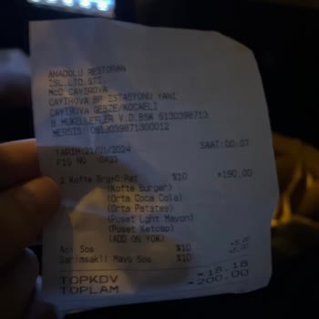 McDonald's Sosları Değiştirmek Yerine Fazla Para Alıyor