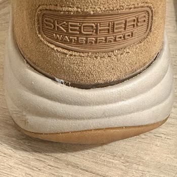 Skechers GO Walk Bot