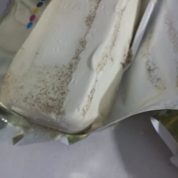 Besler Gıda (Yıldız Holding) Yayla Marka Yağlar Küflü Çıkıyor