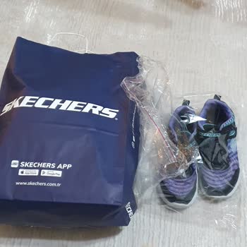 Skechers 4. Ay Sonunda Yırtılma Ve Müşteriyi Haksız Durumda Bırakması
