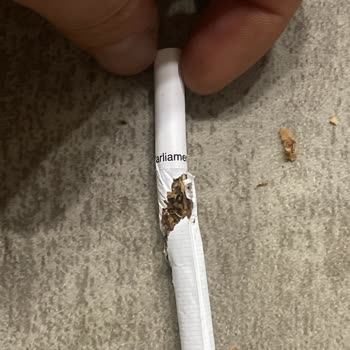 Parliament Marka Sigara Kırık Çıkıyor