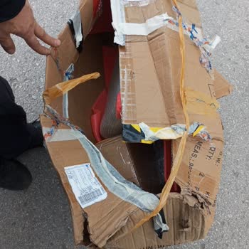 Yurtiçi Kargo'nun Ürünü Kırık Bir Şekilde Kapıya Bırakması