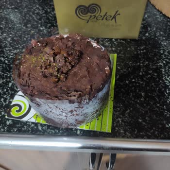 Petek Pastanesi Farklı Pasta Gönderimi