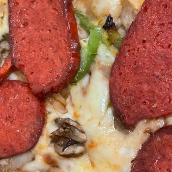 Domino's Pizza Domino'sun Çubuk Şubesinin Hijyensizliği İştah Kapatıyor.