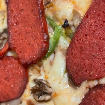 Domino's Pizza Domino'sun Çubuk Şubesinin Hijyensizliği İştah Kapatıyor.