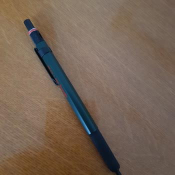 Rotring 500 Kalemim Uç Yutuyor.