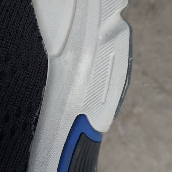 Skechers Satın Aldığım Ayakkabının Kalitesinden Memnun Kalmadım