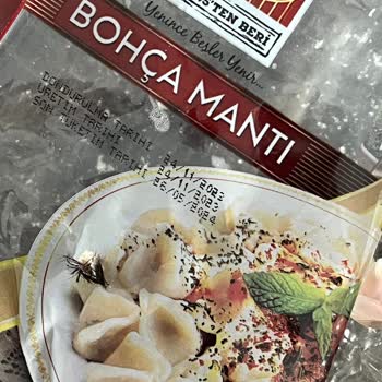 Beşler Sucuk Mantıda Şok! Deri Parçası Buldum