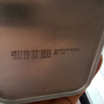 Kötü Kokulu Ve Tatlı Tahsildaroğlu Peynir