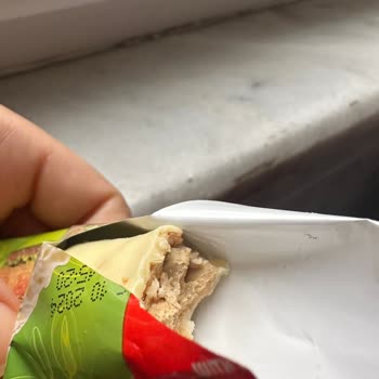 Ülker Çokonat Baklava Ürününden Kıl Çıktı!