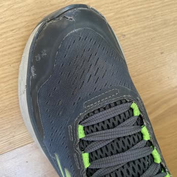 Skechers Üretim Hatası Ayakkabı