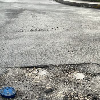 Koral Berkin Spor Salonu Giriş Yeri Sorunu