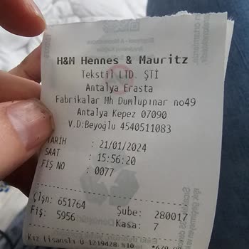 H&M Personel Nezaketsizliği Ve İs Yavaşlatması