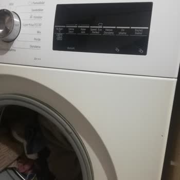 Bosch Çamaşır Makinesinde Boya Atma Ve Çürüme Sorunu