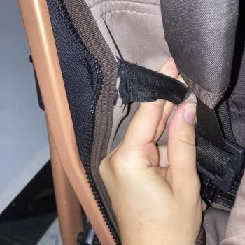 Poorly Made Joie Baby Stroller Requires Constant Maintenance