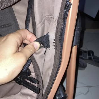 Poorly Made Joie Baby Stroller Requires Constant Maintenance