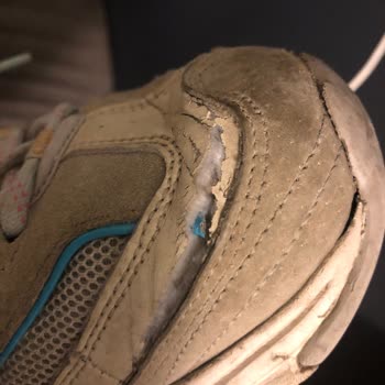 Skechers Kalitesiz Ürün Hayal Kırıklığı Yarattı