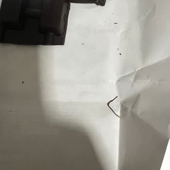 Ülker Bitter Çikolatadan Plastik Parçası Çıktı