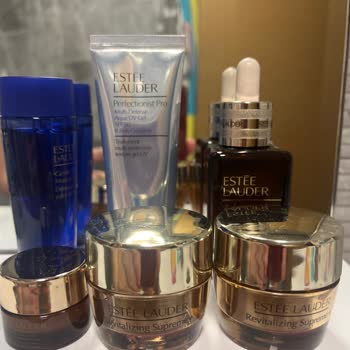 Estee Lauder Göz Kremleri Egzama, Kuruluk, Kaşıntı Yapıyor